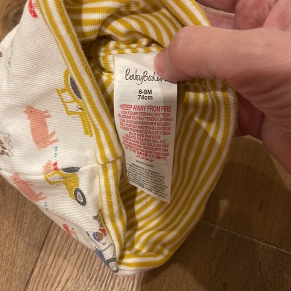 Baby Boden Farm Leggings and Hat Set 6-9 months - Picture 7 of 8